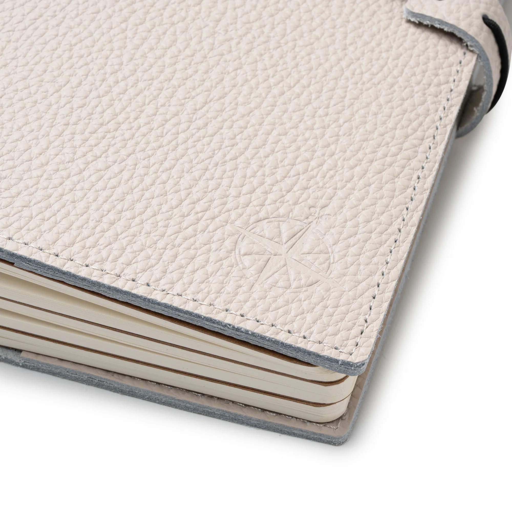 A5 Refillable Travelers Notebook with Pockets (Oat Color) — 6" x 8.7" / 15cm x 22cm - Image 4