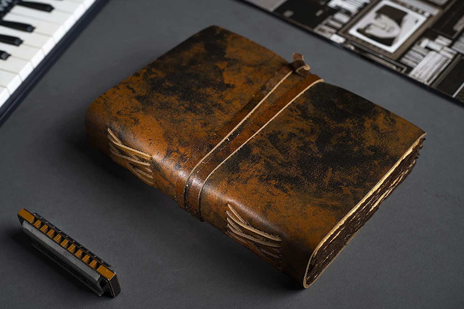 Distressed Leather Journal with Vintage Deckle Edge Paper, 6"x9" - 2 Styles - Image 6
